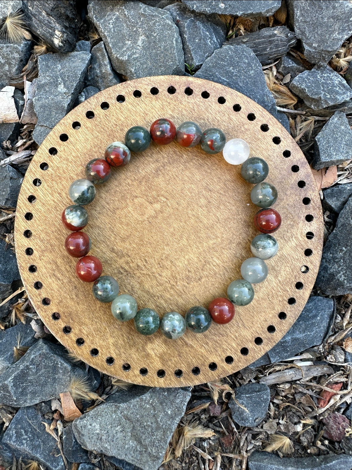 سوار حجر الدم