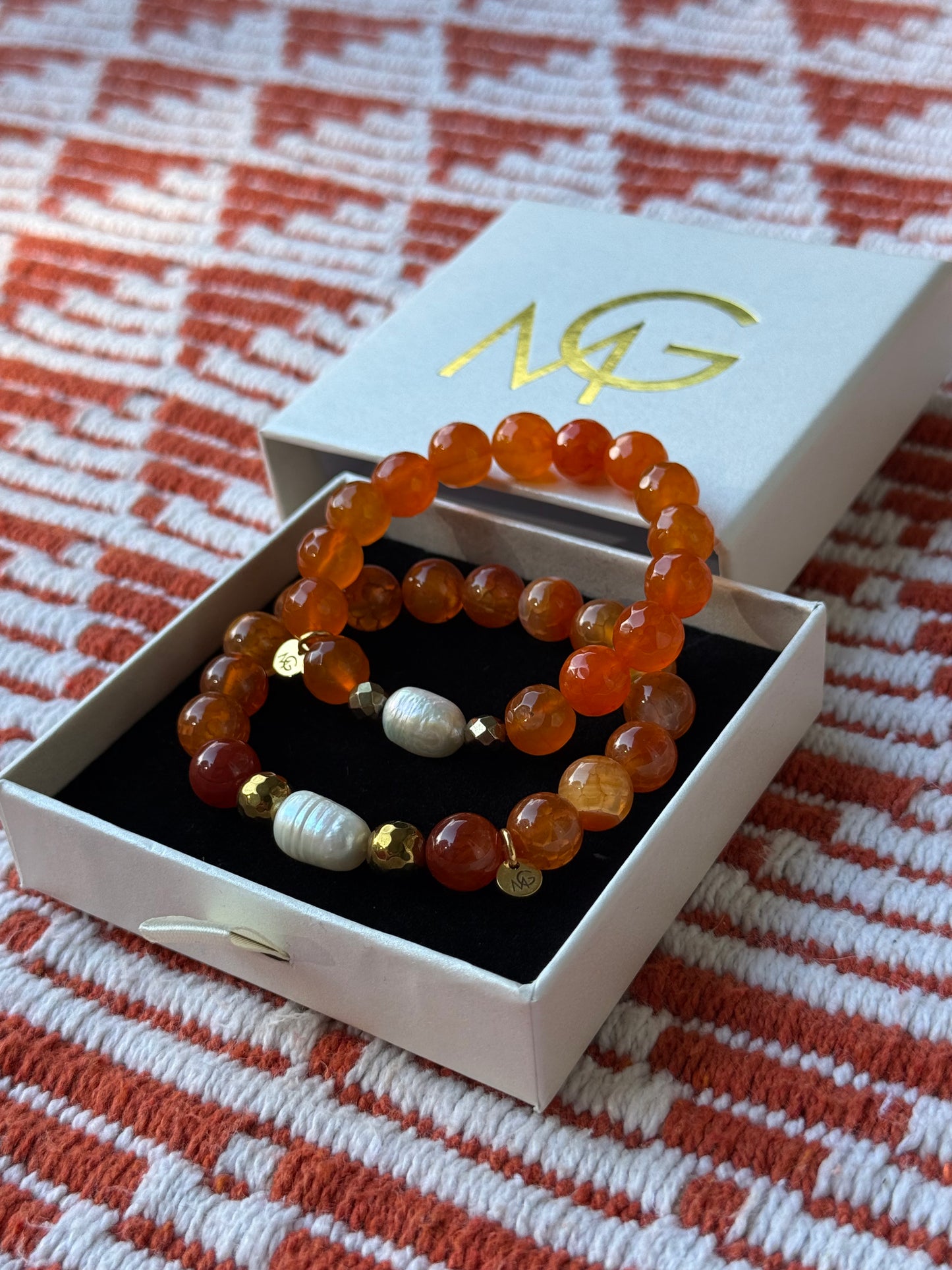 Faceted and Regular Fire Agate - Natural Pearl Bracelets