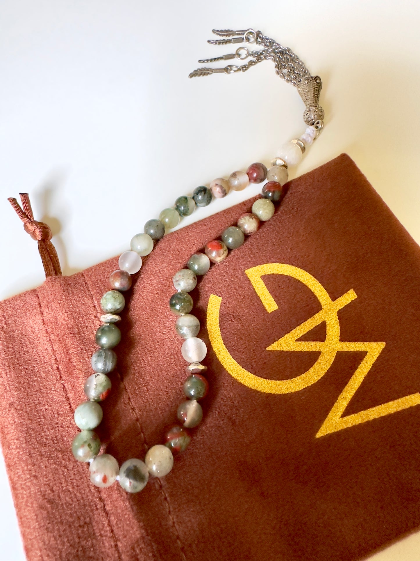 مسبحة للأطفال - مسبحة حجر الدم المكونة من 33 حبة