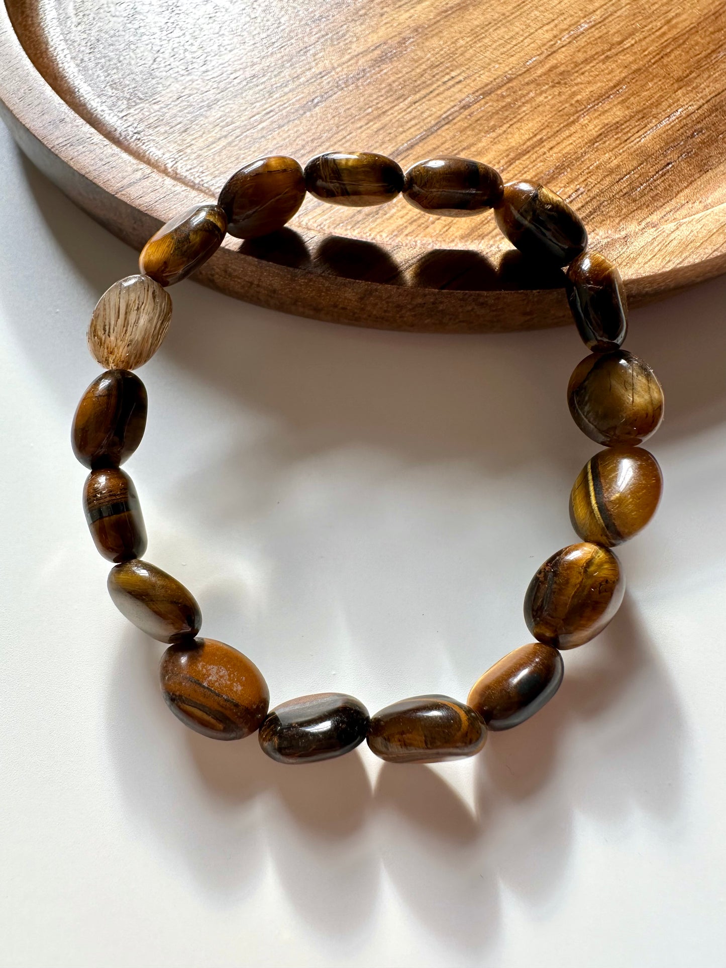 Oval Shaped Tiger Eye Unisex Bracelet