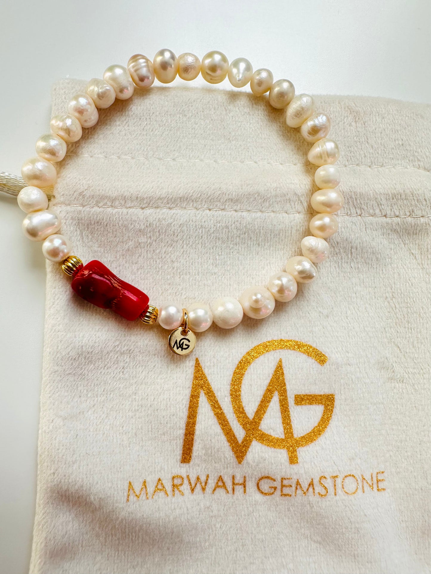 5 Designs of Natural Freshwater Pearl Bracelets