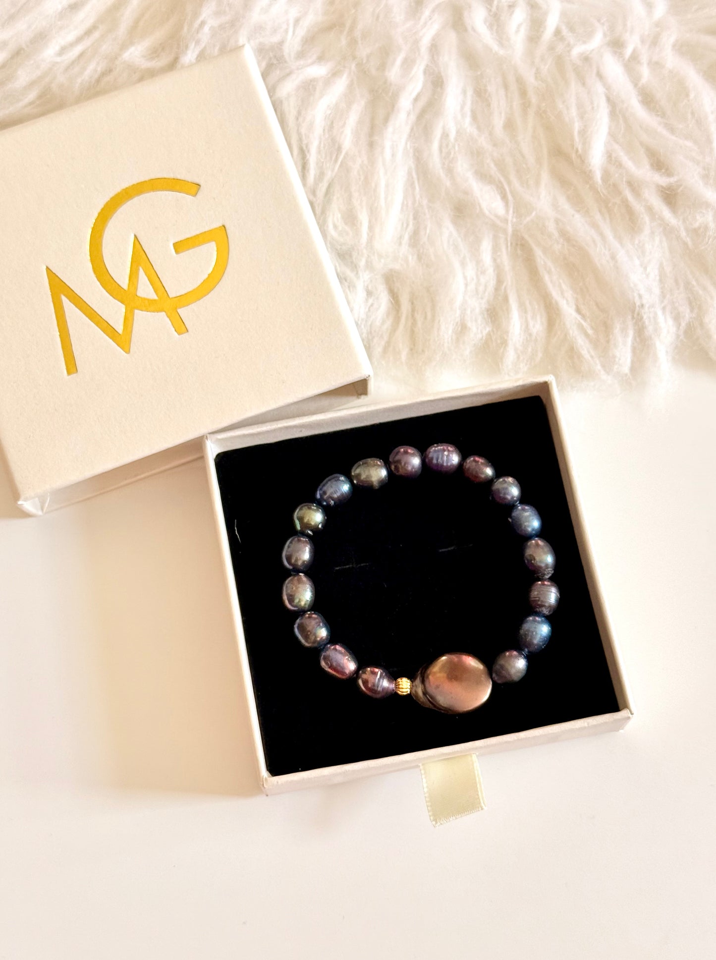 Natural Black Pearl Bracelet
