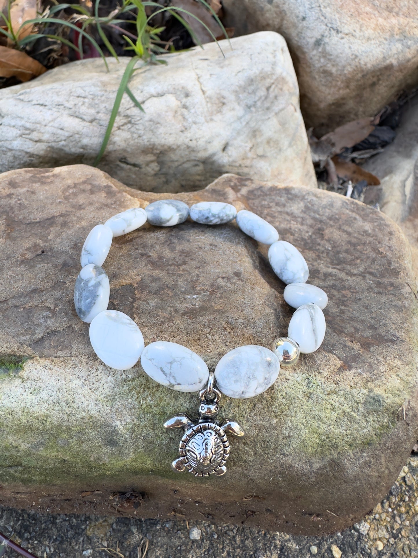 Oval-Shaped Howlite Bracelet With Silver Plated Turtle Charm