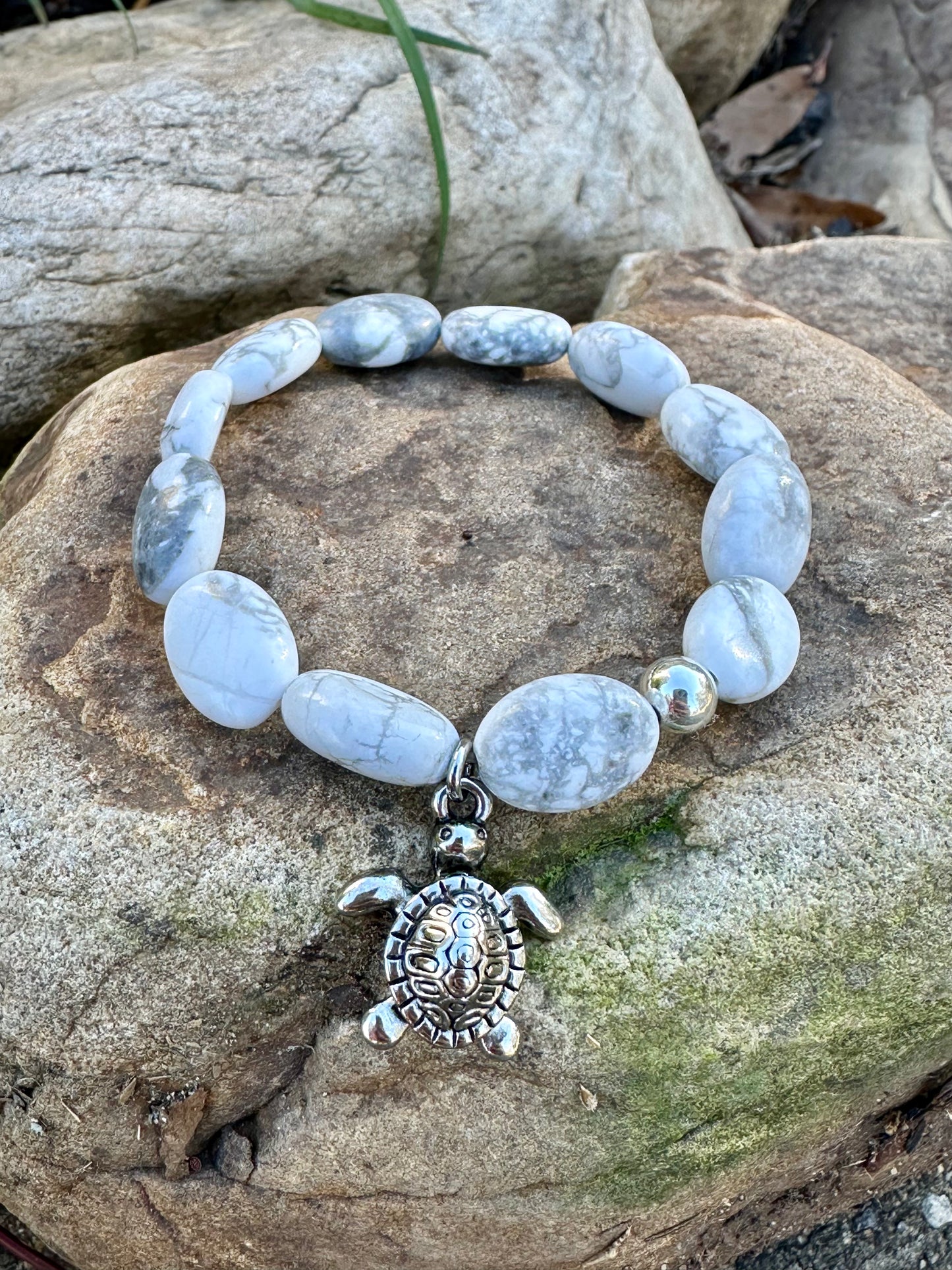Oval-Shaped Howlite Bracelet With Silver Plated Turtle Charm