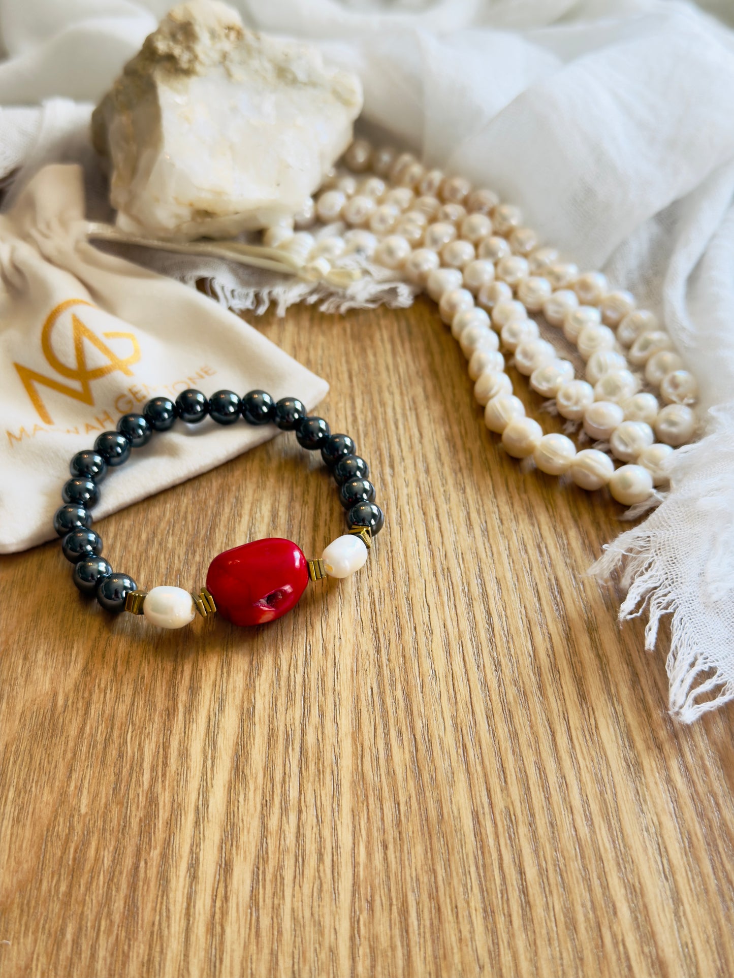 Hematite - Natural Pearl - Natural Coral Bracelet