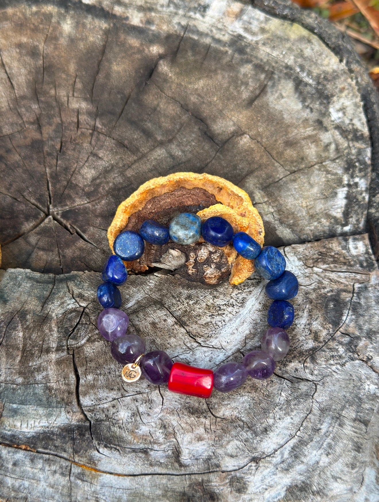 Lapis Lazuli - Natural Coral - Amethyst Bracelet