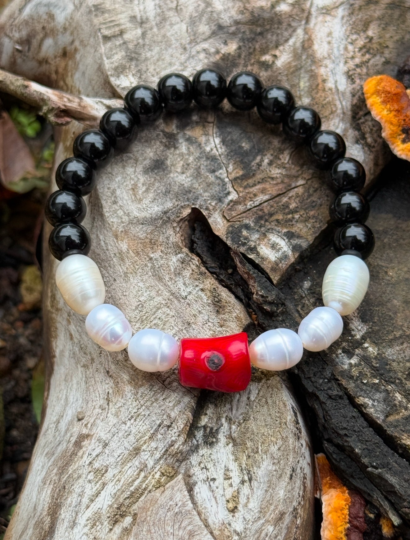 Freshwater Pearl-Fresh Coral-Black Agate Bracelet