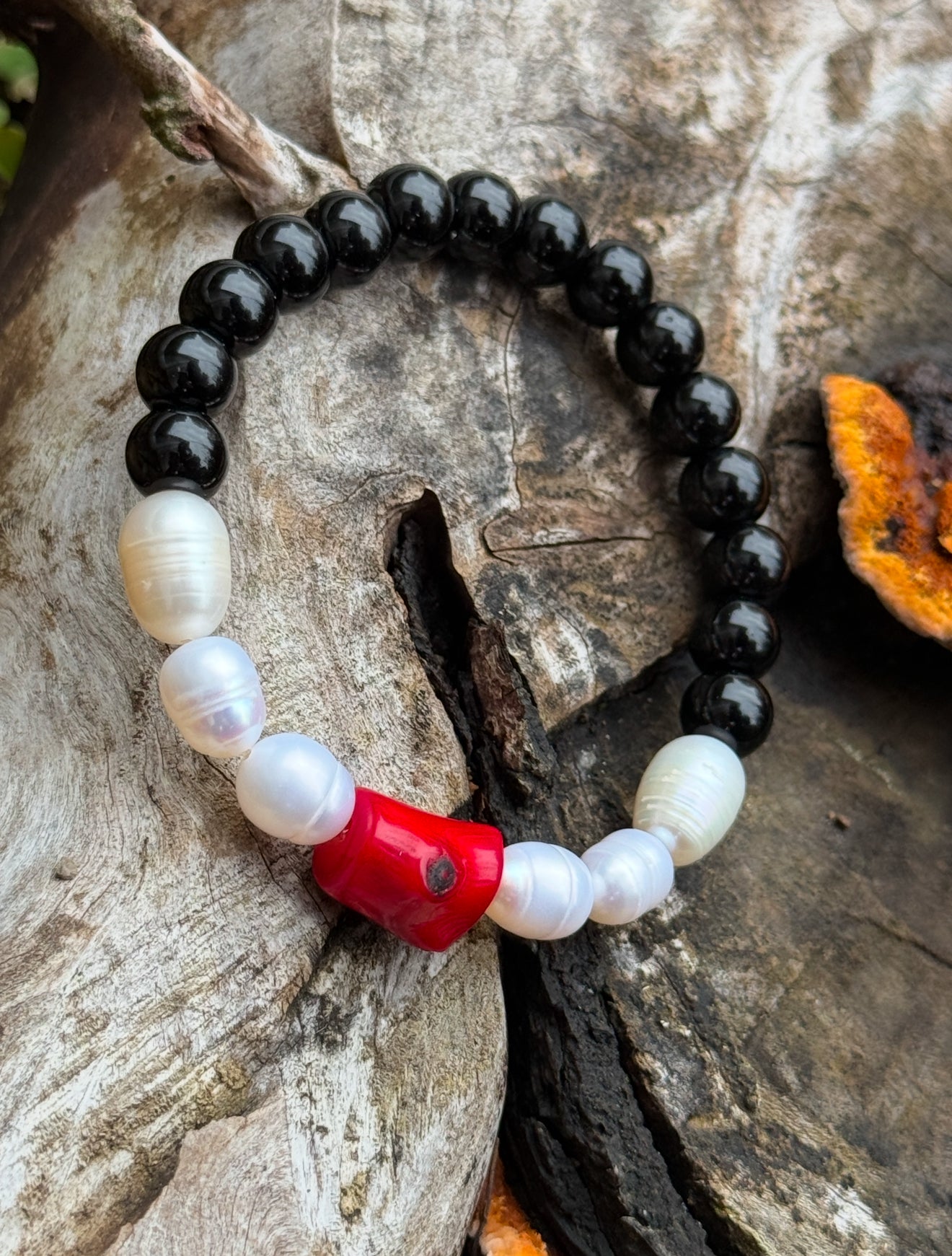 Freshwater Pearl-Fresh Coral-Black Agate Bracelet