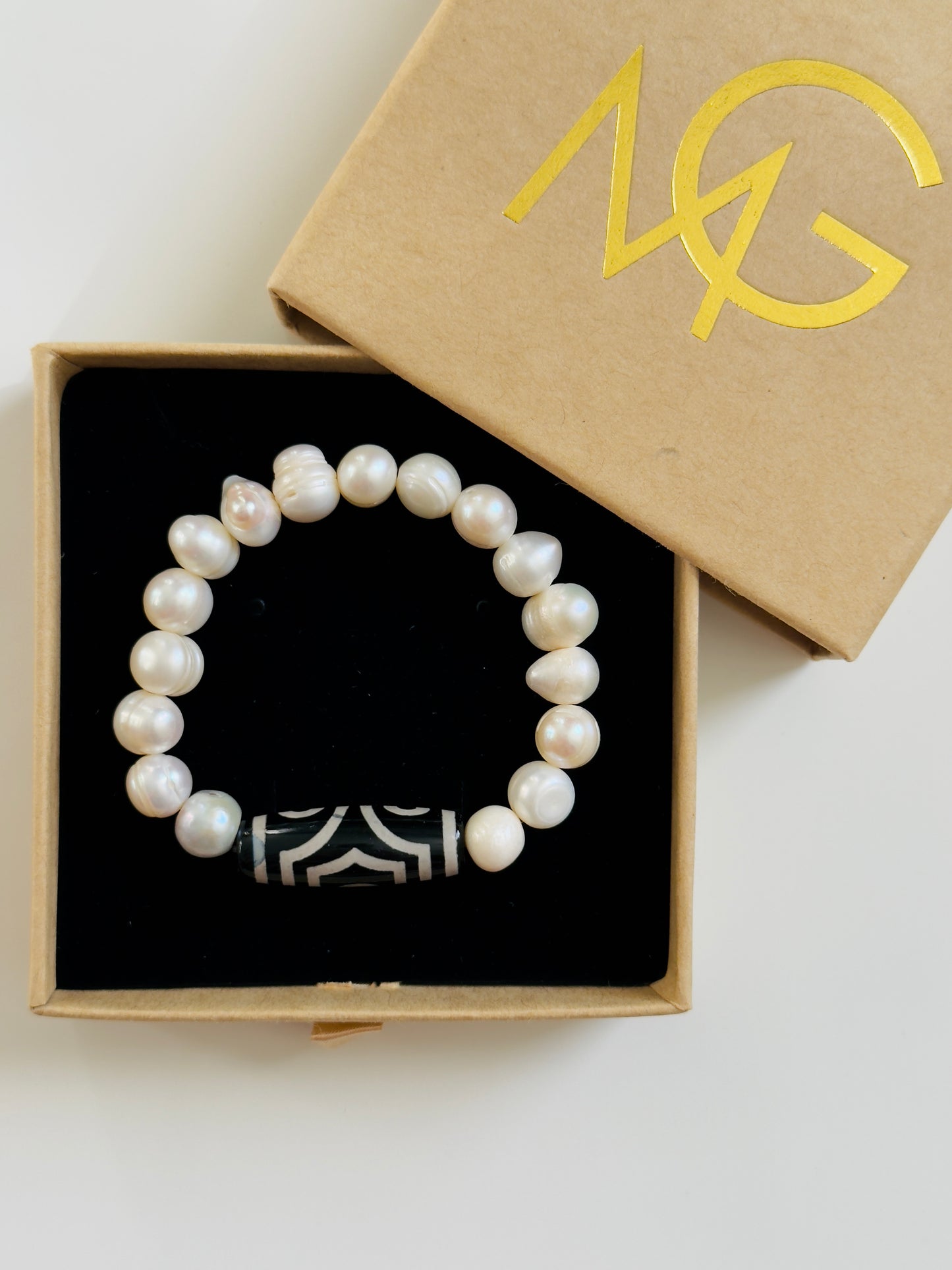 Natural Freshwater Pearl - Tibetan Agate Bracelet
