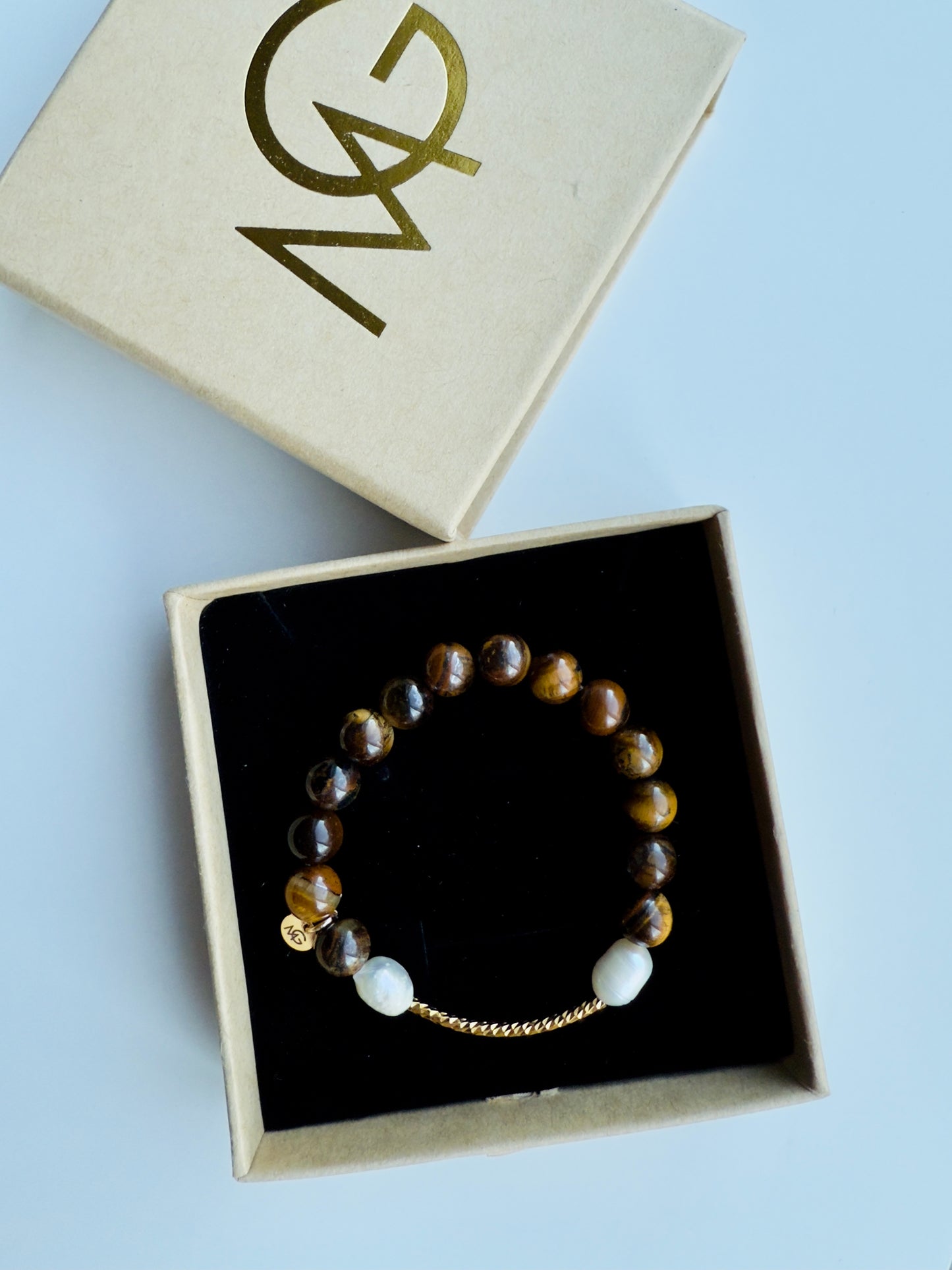 Tiger Eye - Freshwater Pearl Bracelet With Metal Curve