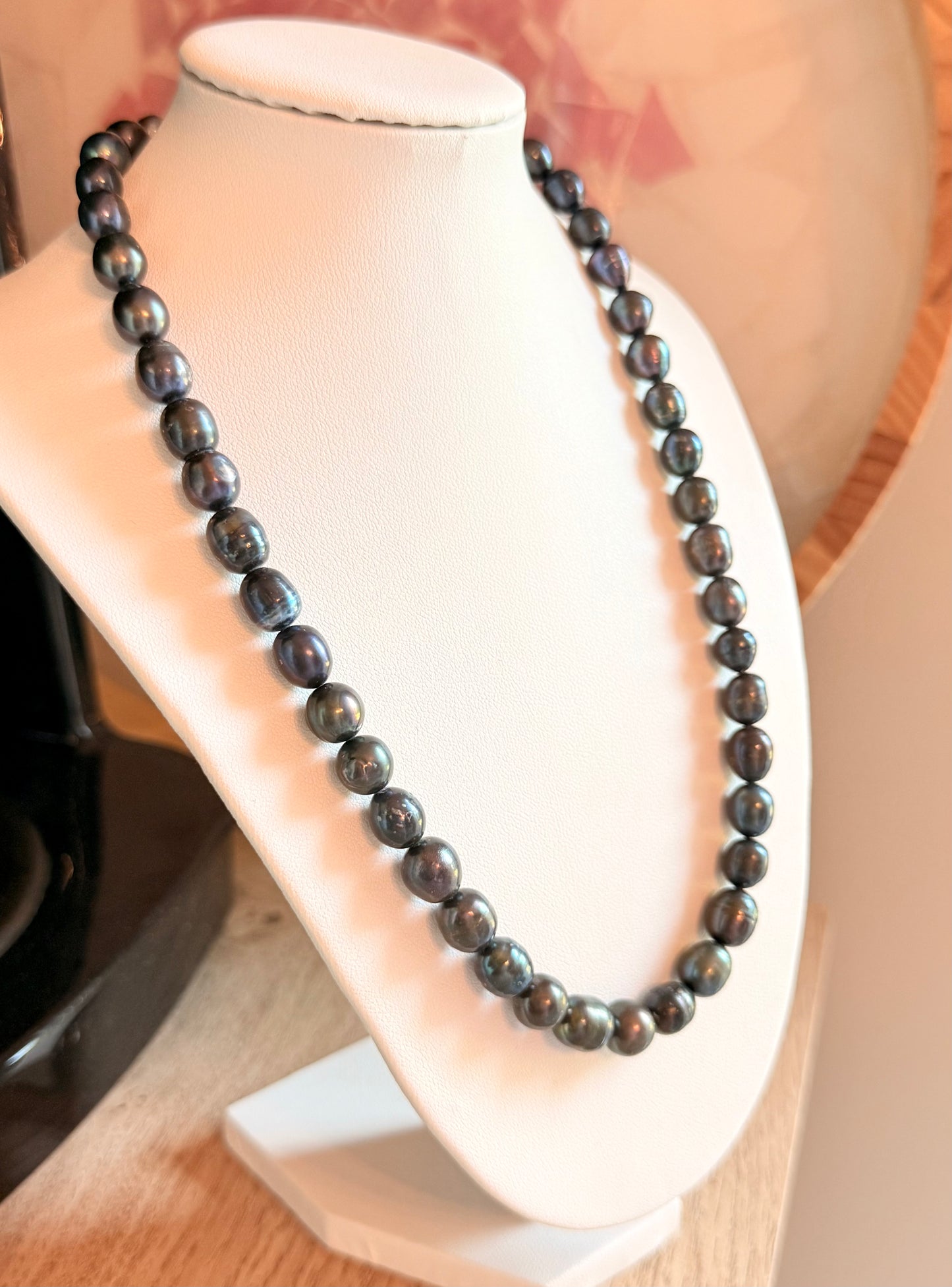 Freshwater Black Pearl Necklace 16"