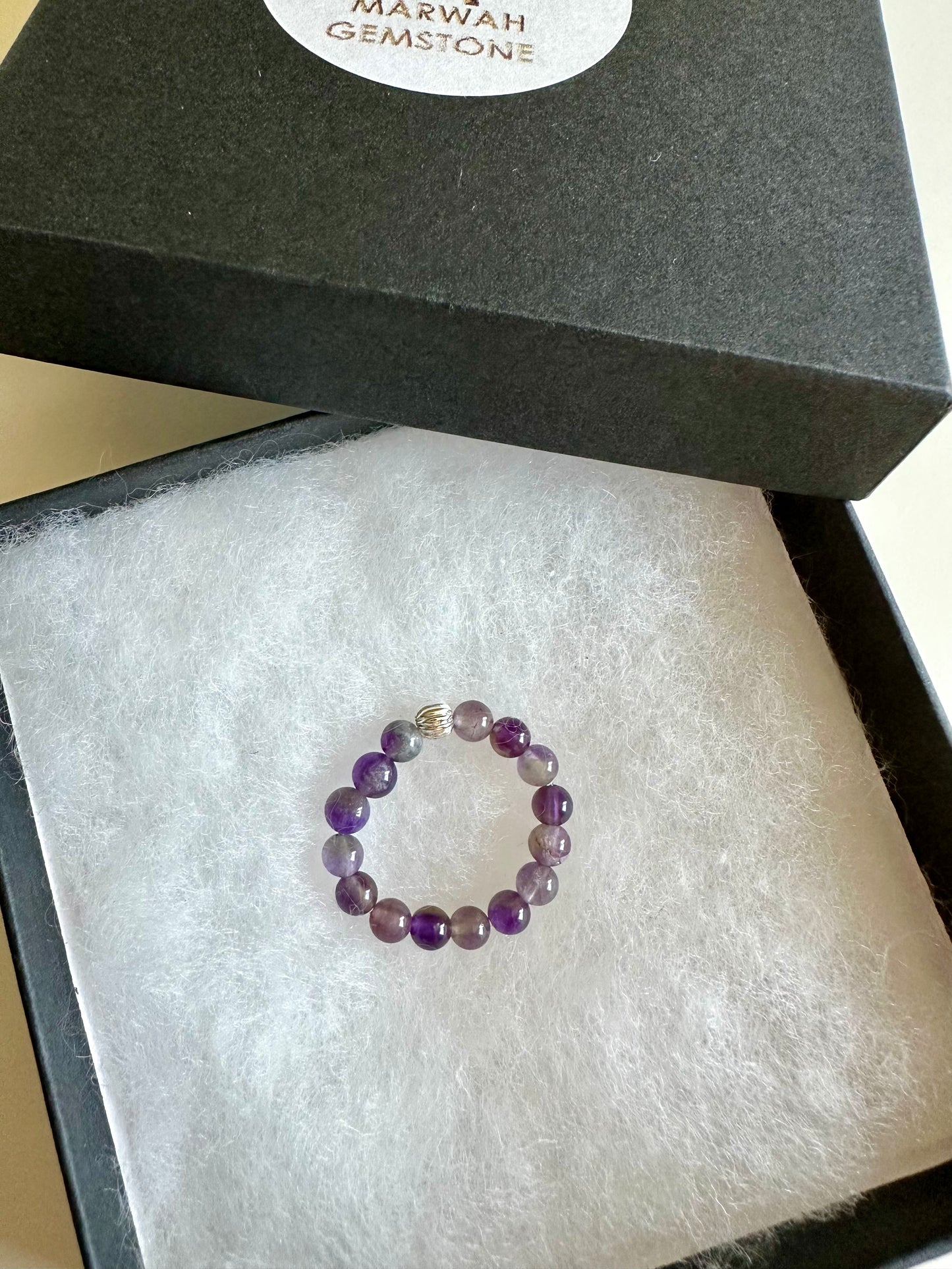 خواتم الاحجار الكريمة