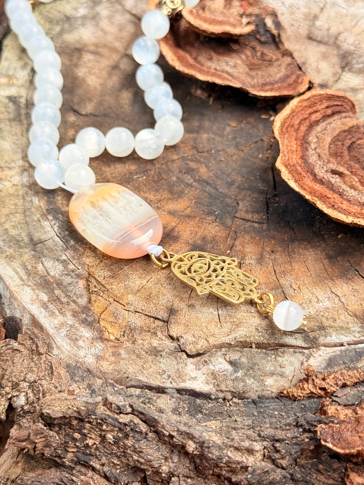 Agate - White Selenite