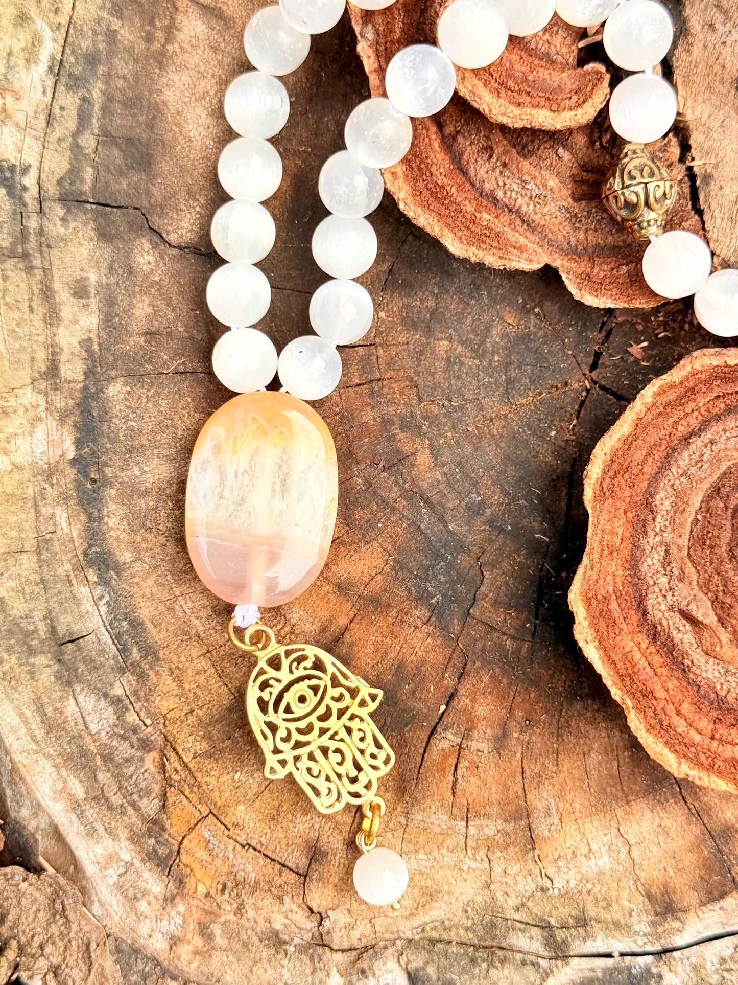 Agate - White Selenite