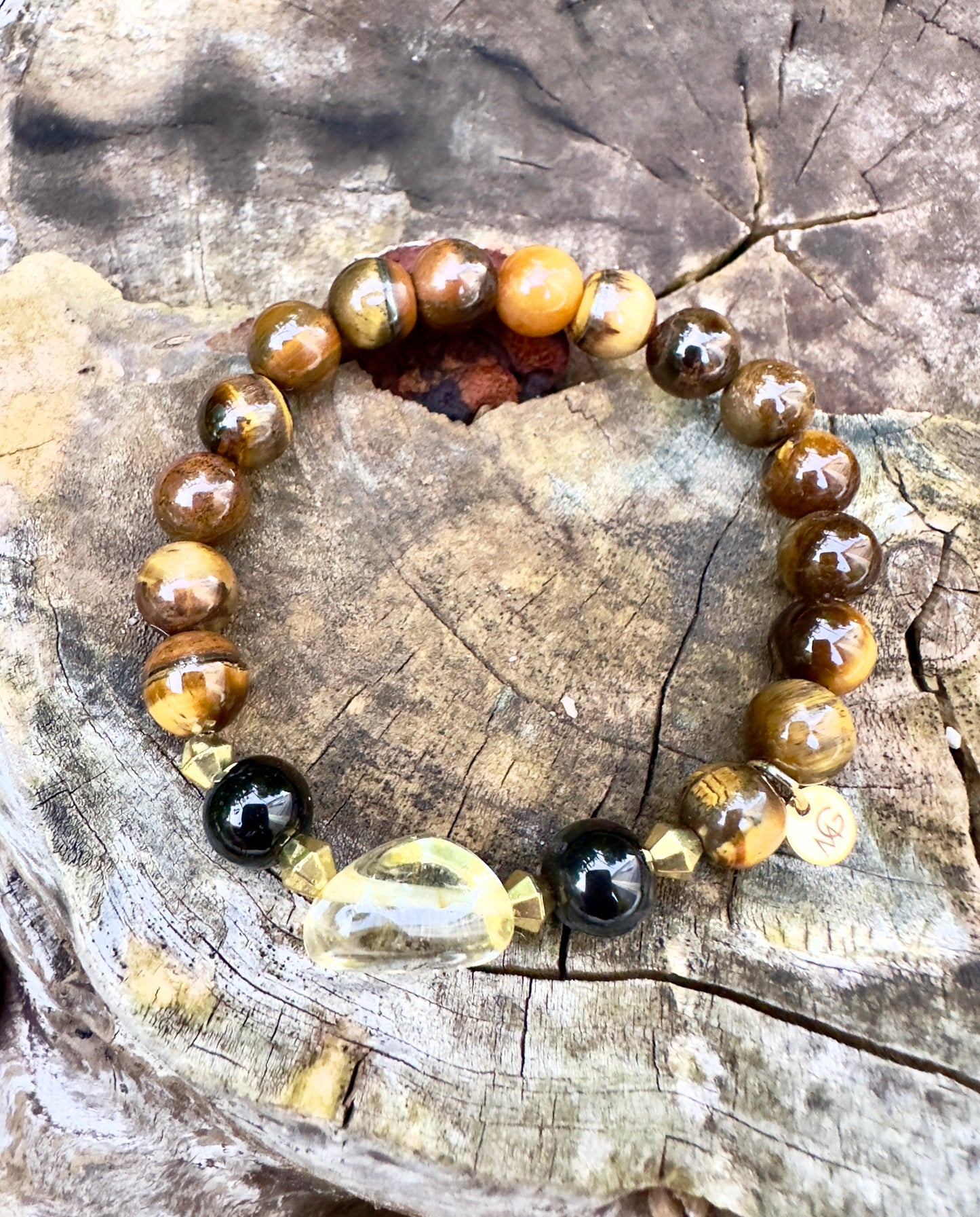 طقم أساور من حجر السترين وعين النمر والعقيق الأسود