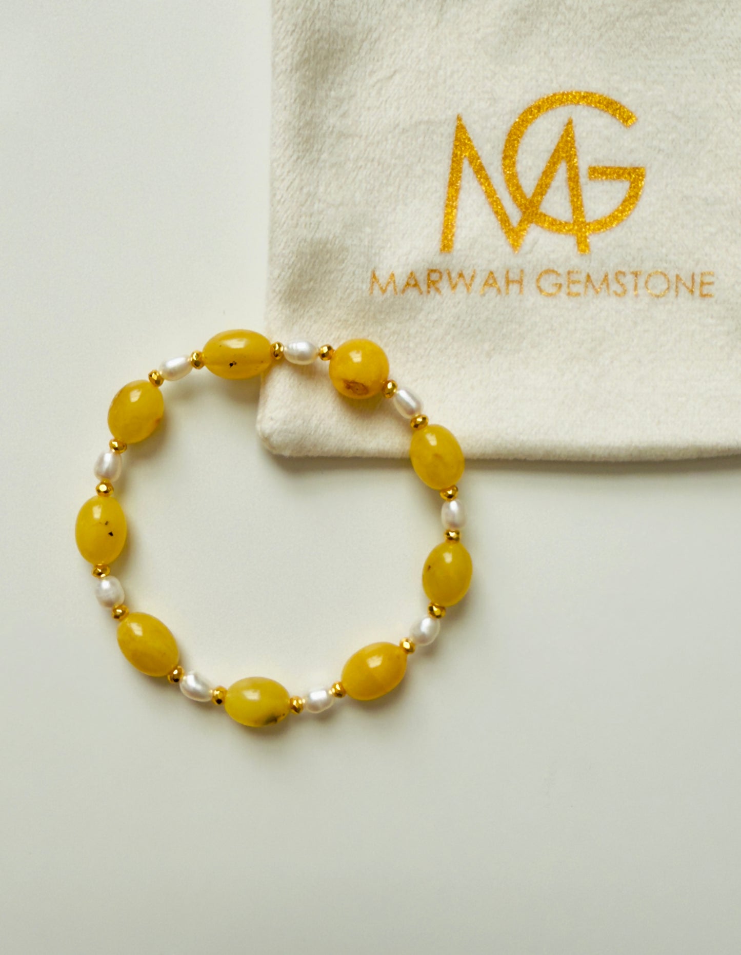Yellow Amber - Culture Pearl Bracelet With Hematite Spacers