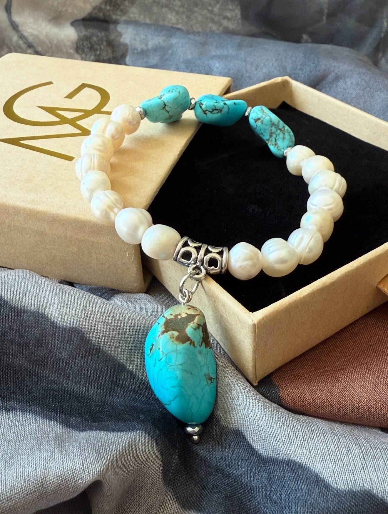 Raw Turquoise - Natural Pearl Bracelet