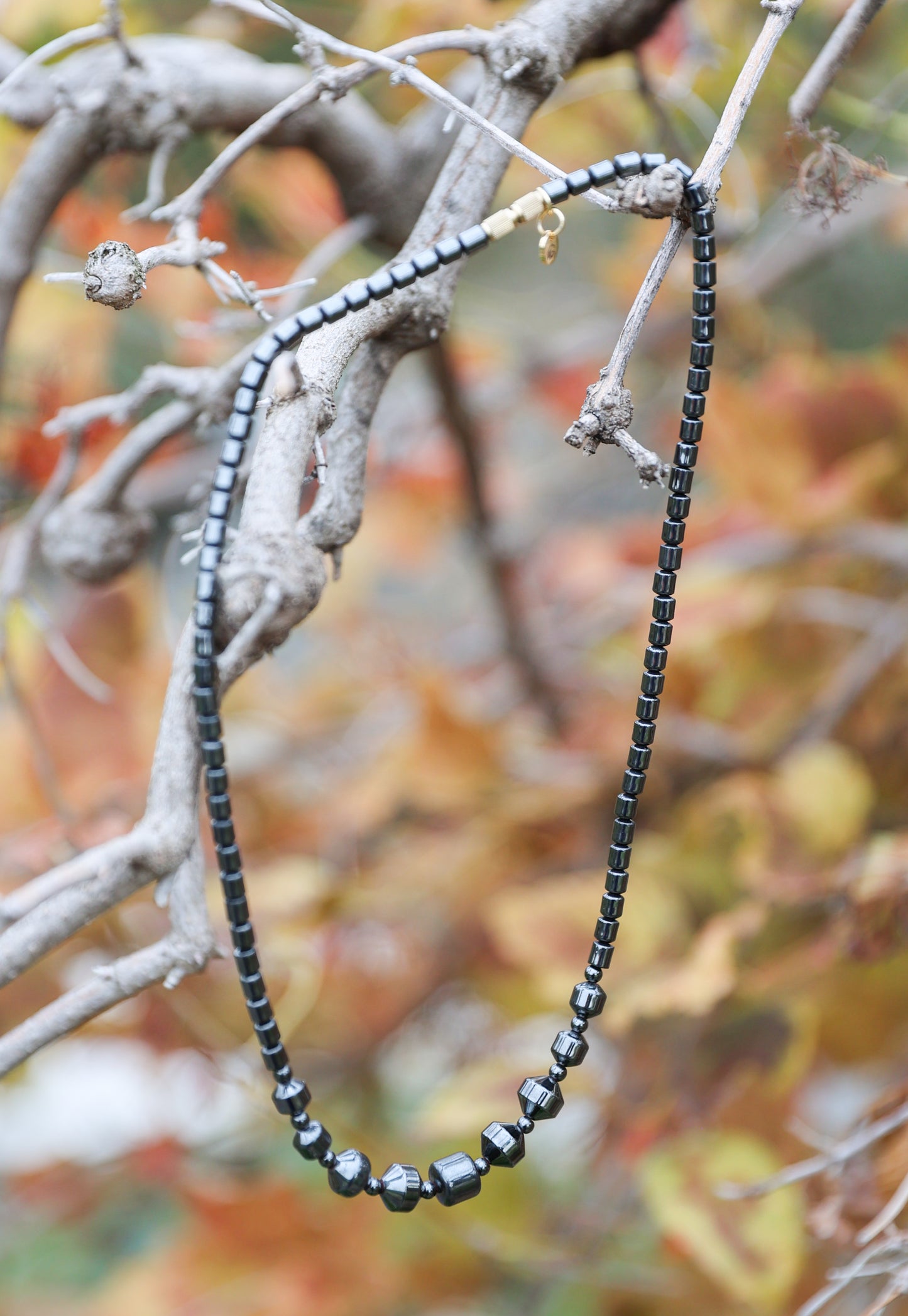 قلادة الهيماتيت