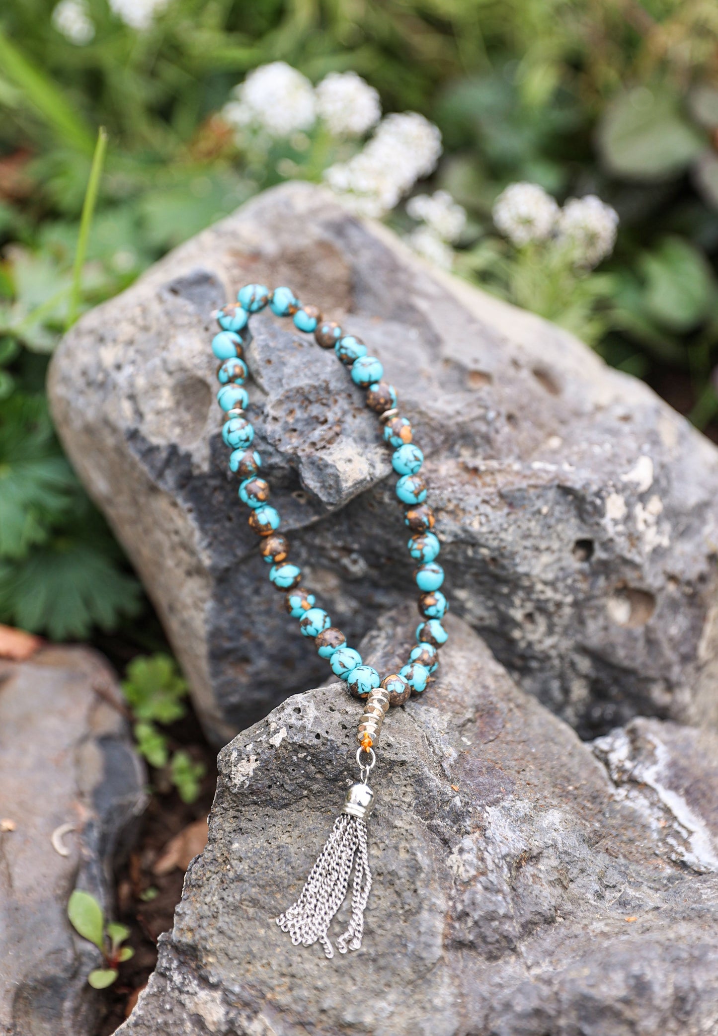 مسبحة الفيروز