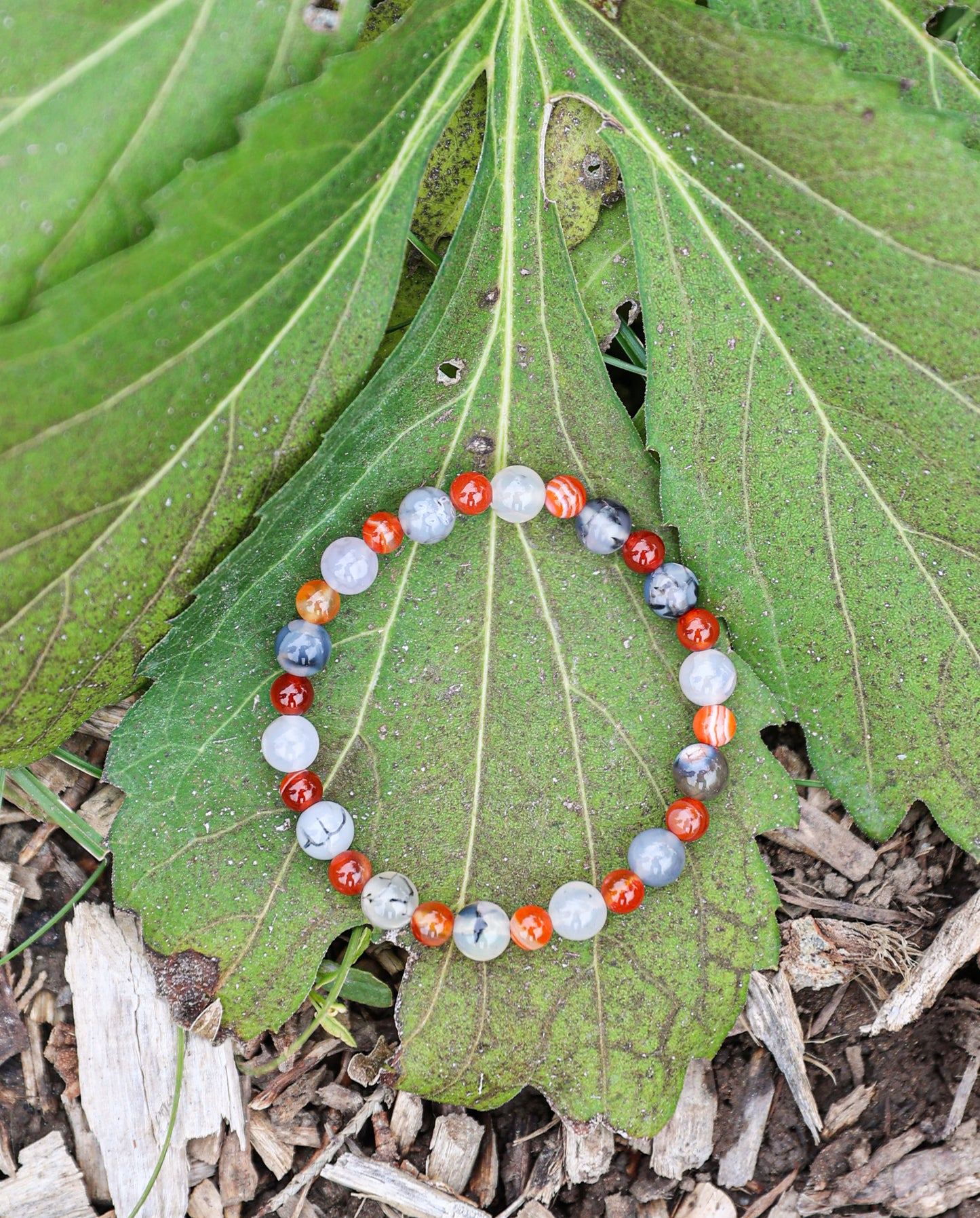 سوار من العقيق والعقيق