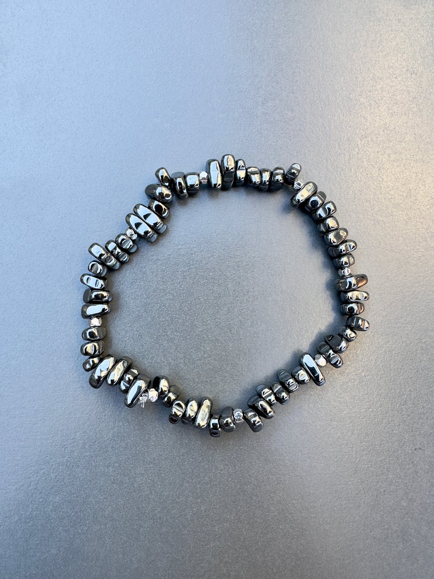 سوار الهيماتيت المشقوق