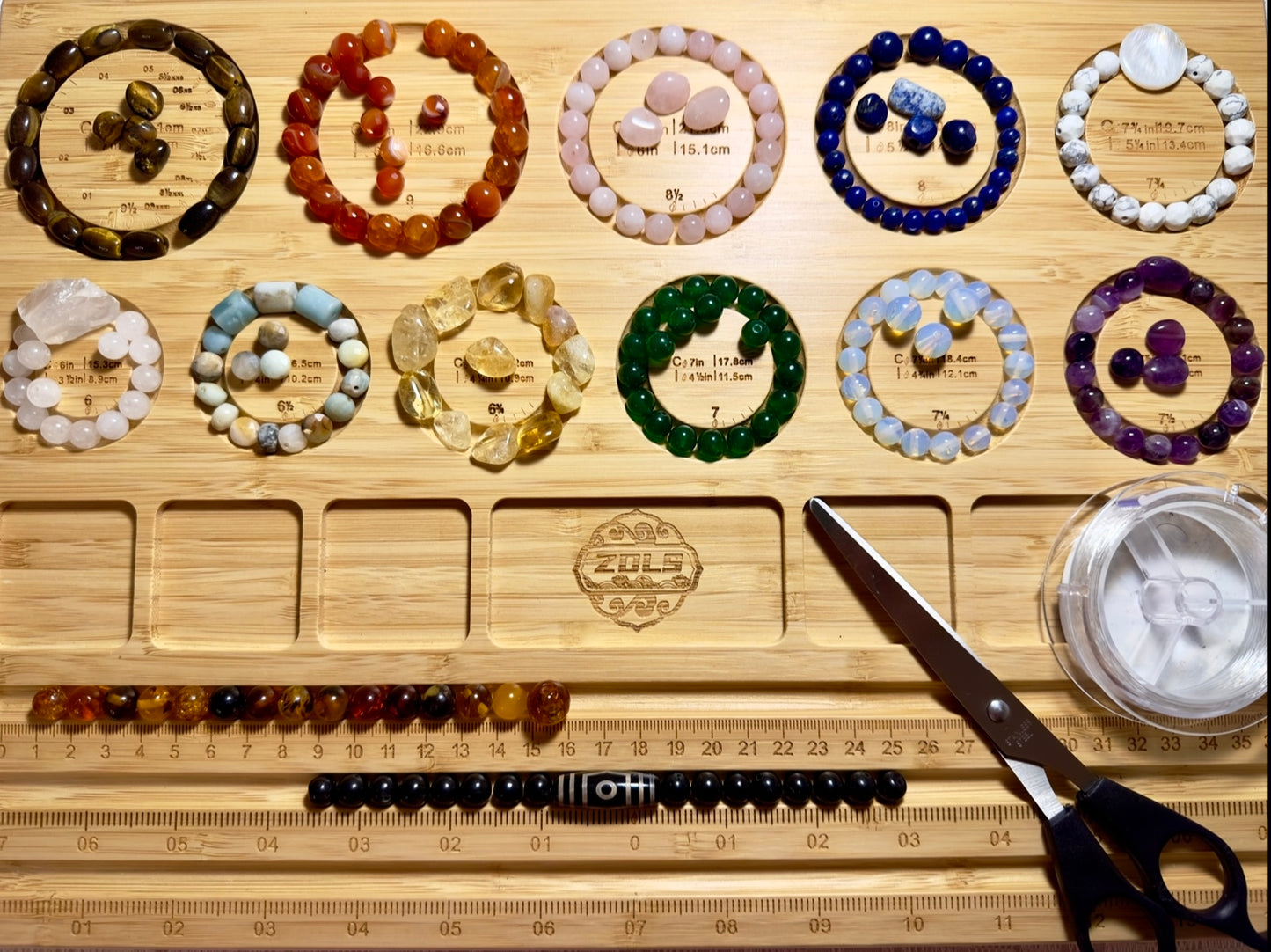 قم بتخصيص سوار الأحجار الكريمة الخاص بك!