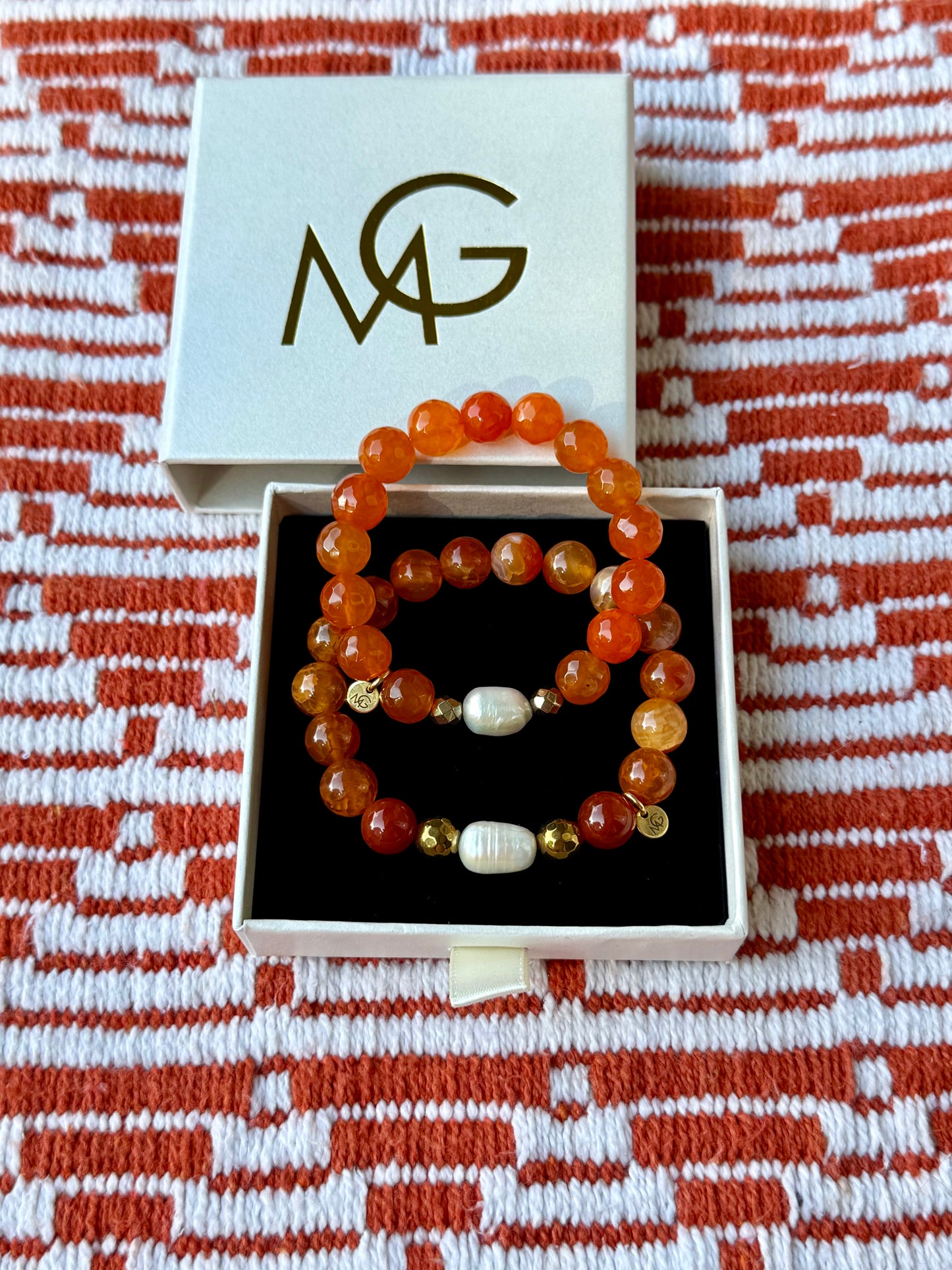 Faceted and Regular Fire Agate - Natural Pearl Bracelets