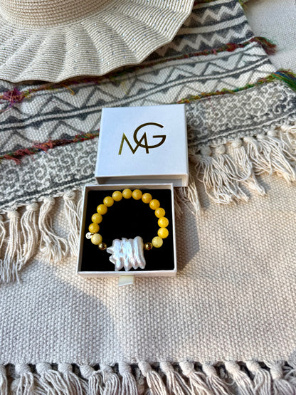 Dalmatian Yellow Jasper - Natural Pearl Bracelet