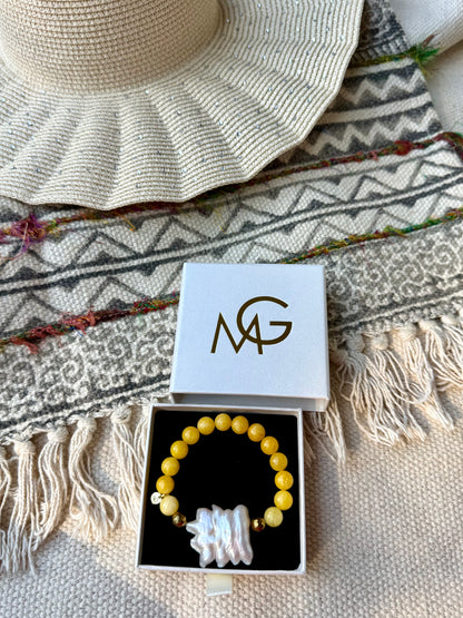 Dalmatian Yellow Jasper - Natural Pearl Bracelet