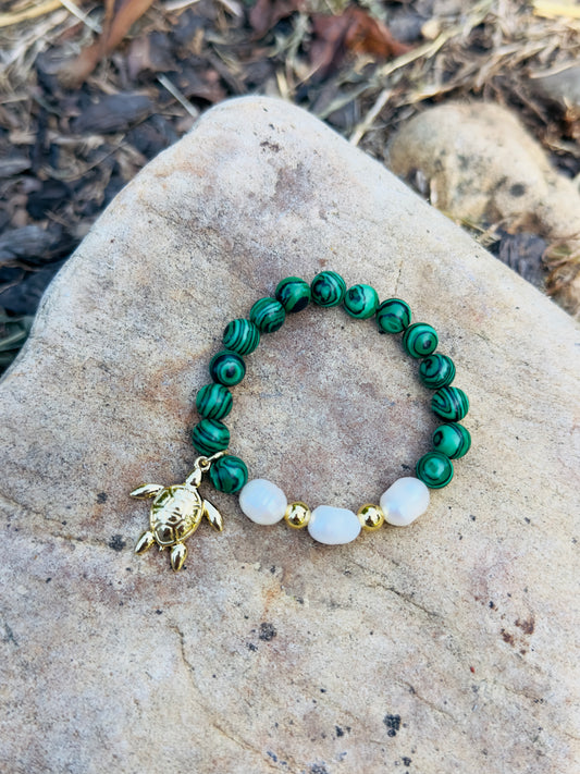 Malachite-Pearl Bracelet with Turtle Charm