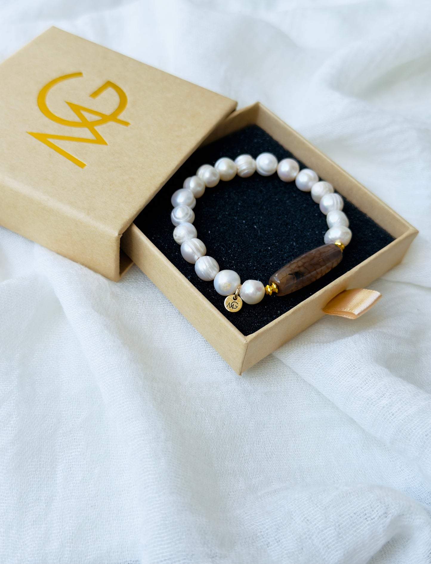 Agate - Natural Pearl Bracelet