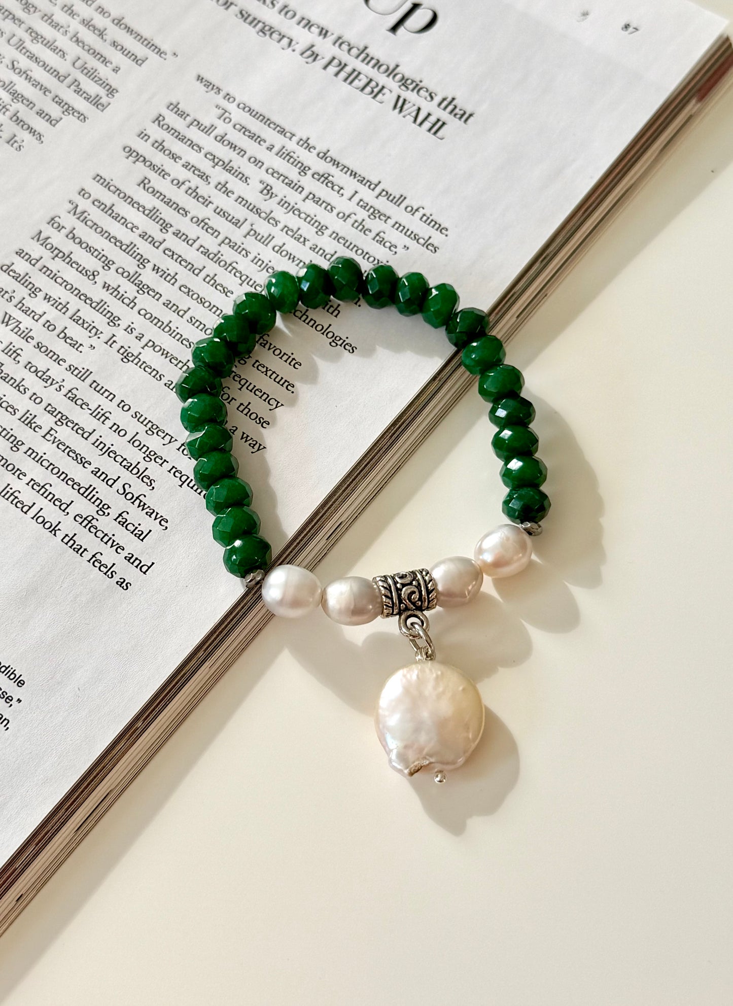 Emerald - Natural Pearl Bracelet