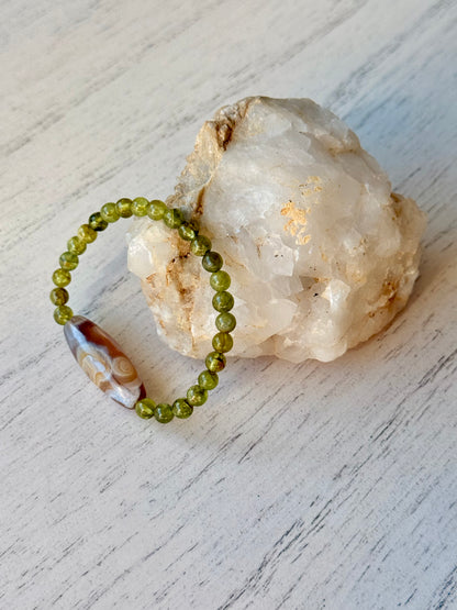 Peridot - Agate Bracelet