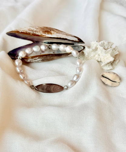 Freshwater Pearls - Gray Seashell Bracelet with Swarovski Spacers