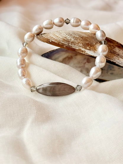 Freshwater Pearls - Gray Seashell Bracelet with Swarovski Spacers