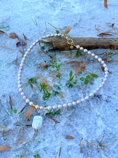 Natural Purple Pearl Necklace with Plated Gold 18-K