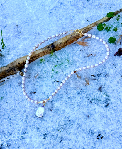 Natural Purple Pearl Necklace with Plated Gold 18-K