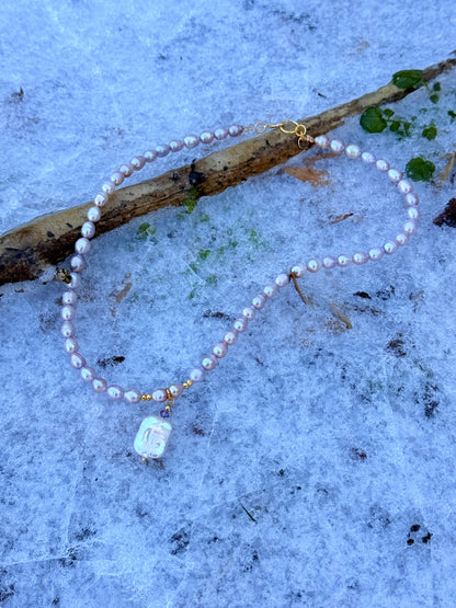 Natural Purple Pearl Necklace with Plated Gold 18-K
