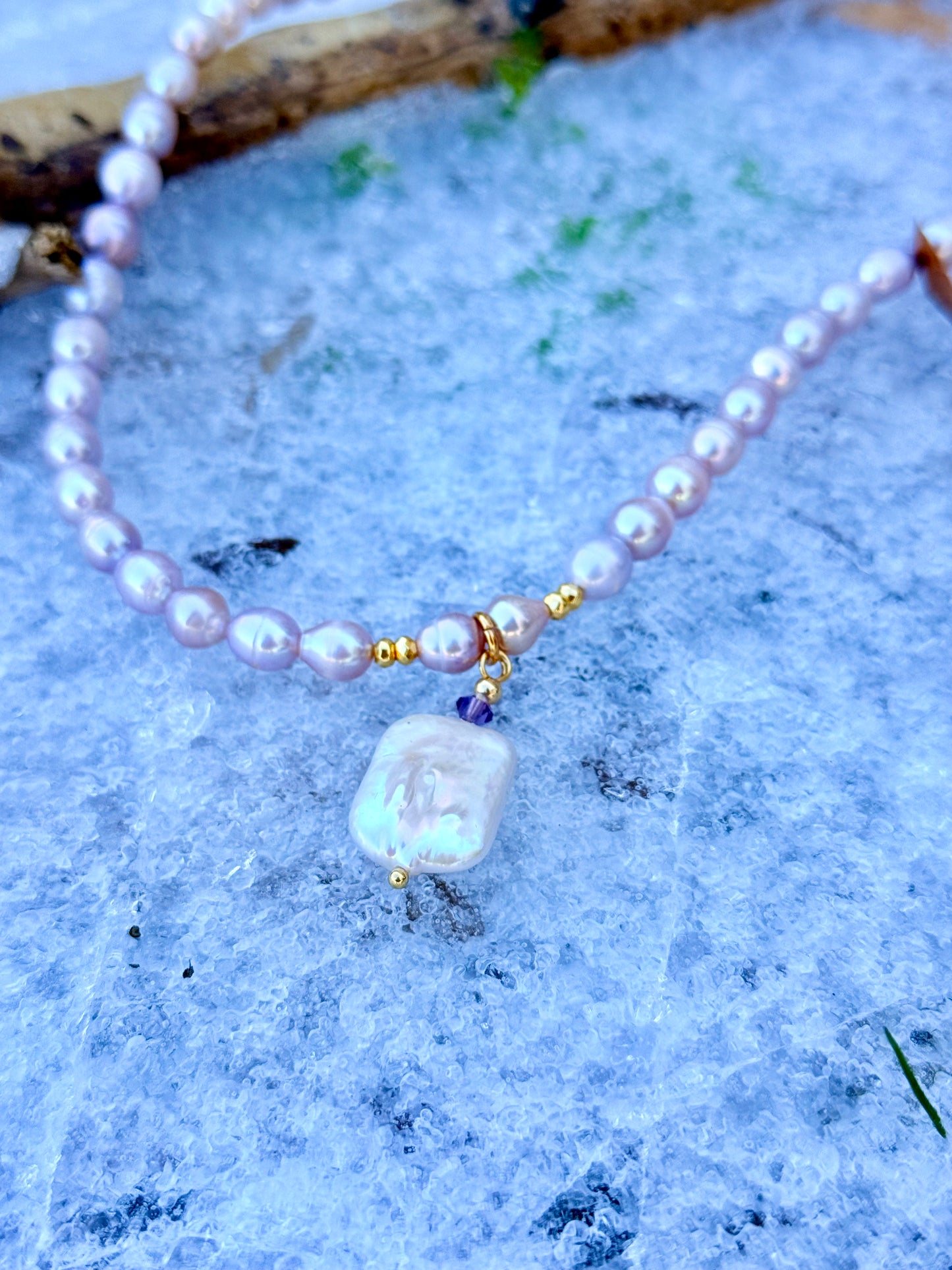 Natural Purple Pearl Necklace with Plated Gold 18-K