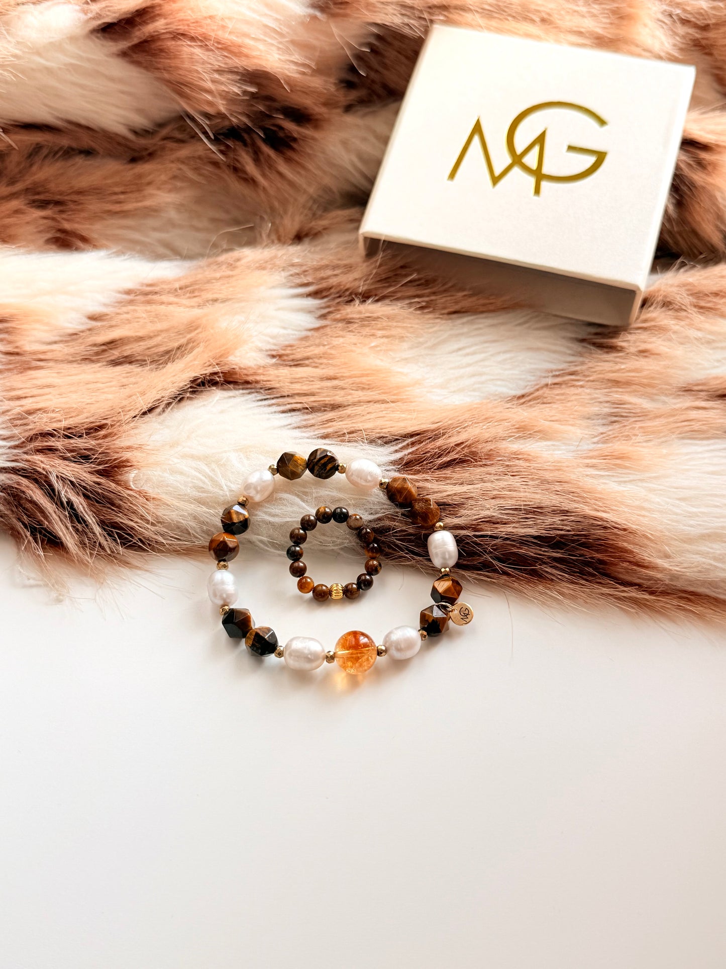 Tiger Eye - Natural Pearl - Citrine Bracelet with Ring