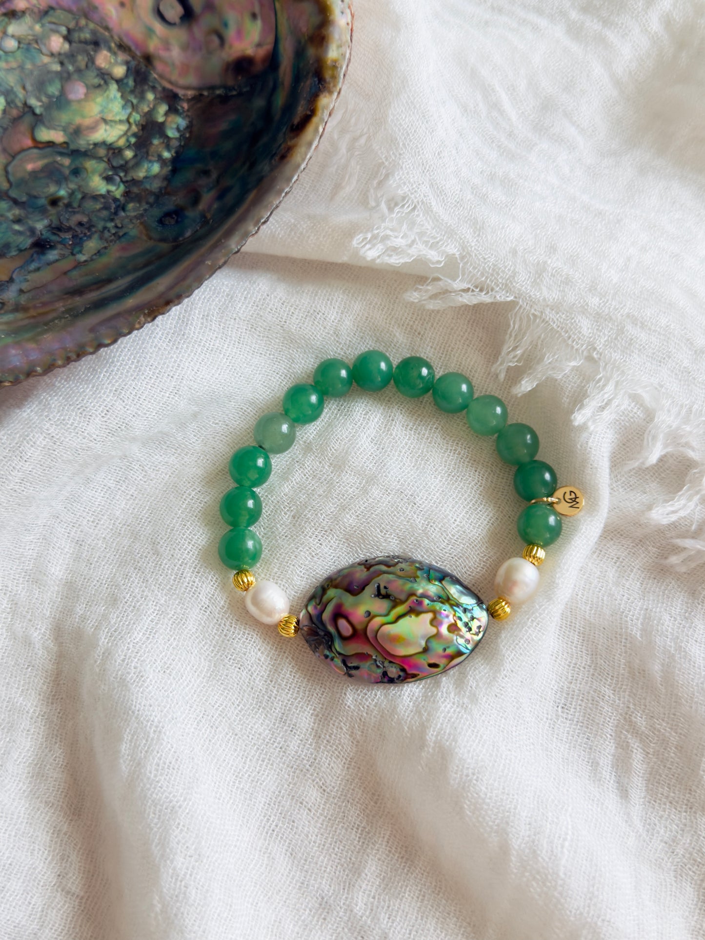 Green Aventurine - Natural Pearl - Natural Shell Bracelet