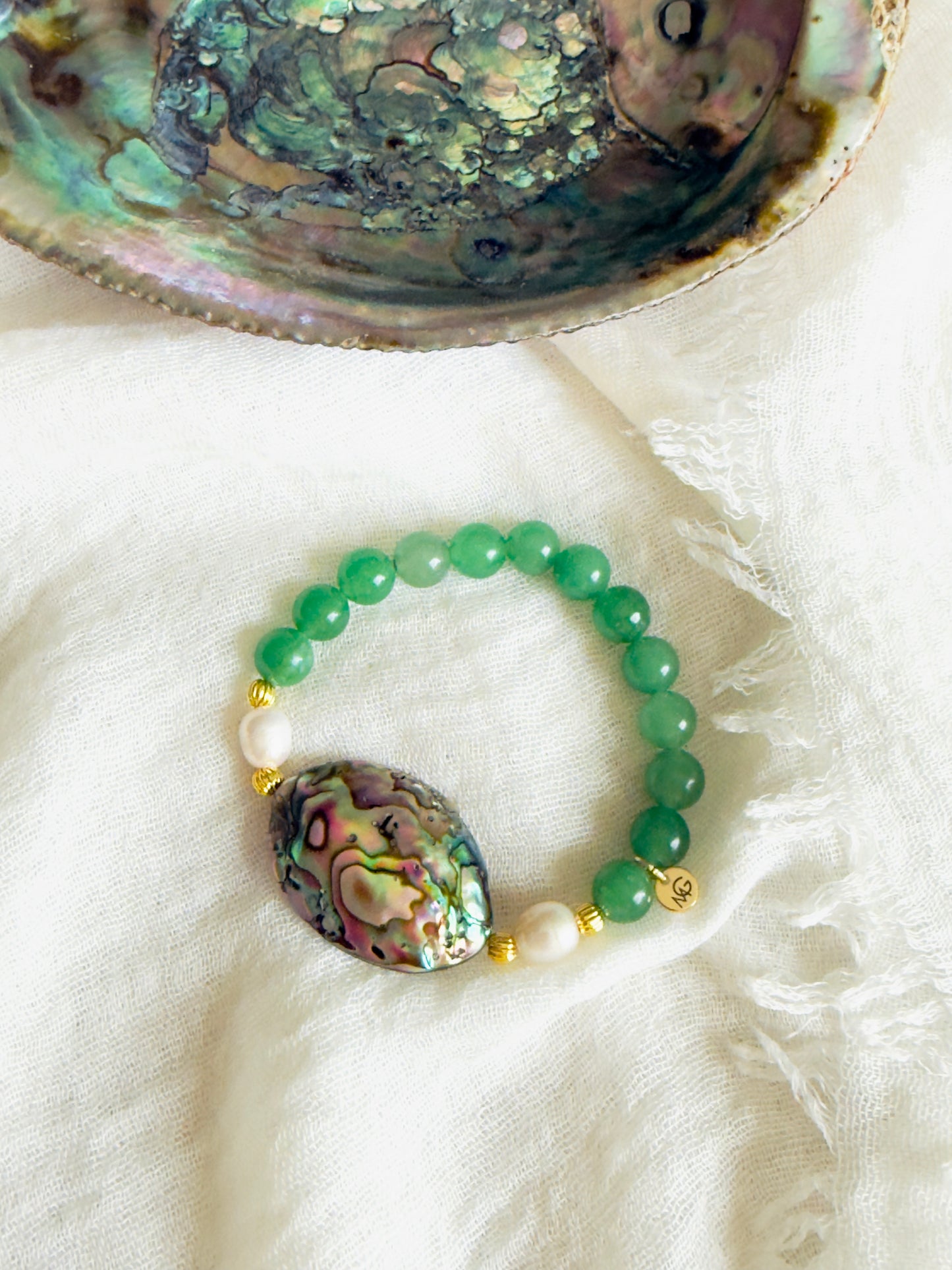 Green Aventurine - Natural Pearl - Natural Shell Bracelet