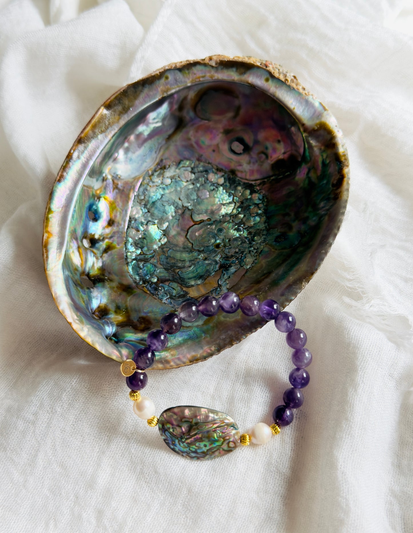 Amethyst - Natural Pearl - Natural Shell Bracelet
