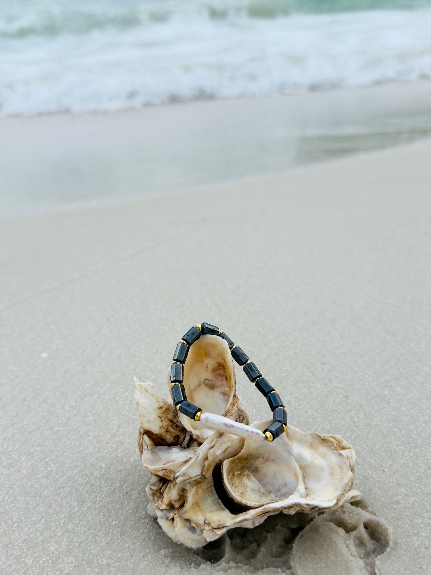 Magnetic Hematite - Natural Freshwater Pearl