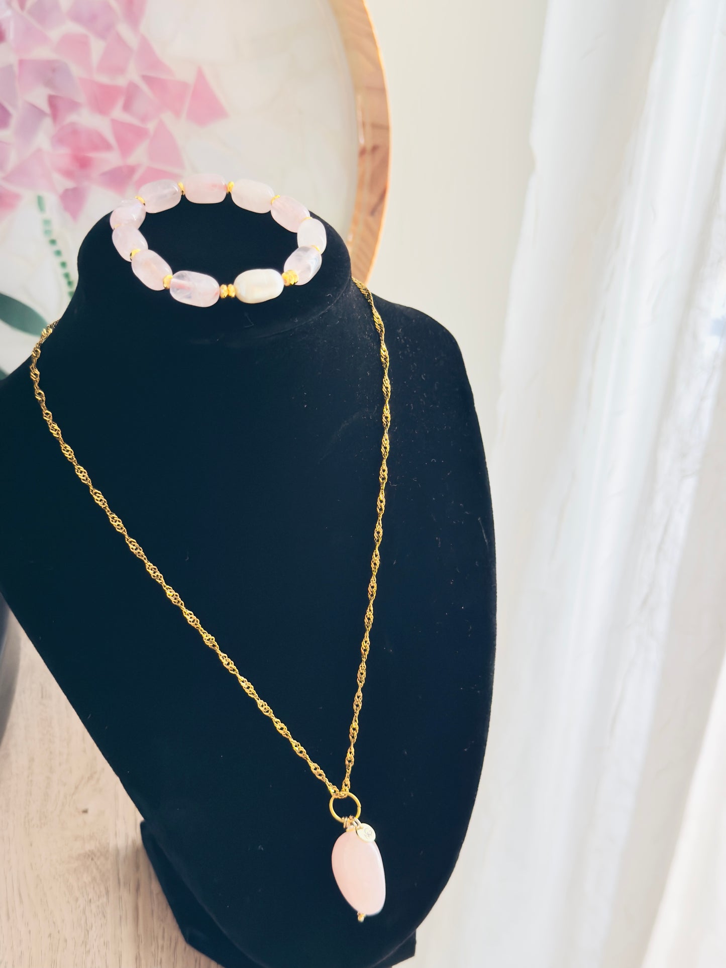 Rose Quartz - Natural Pearl Bracelet and Necklace Set