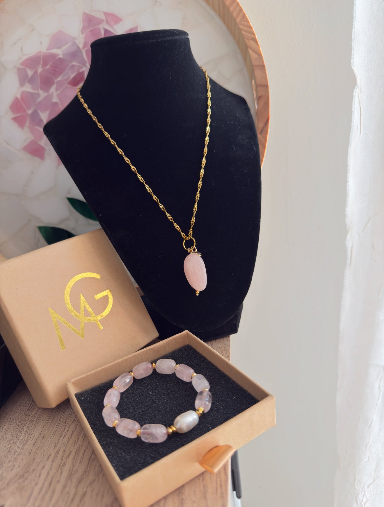 Rose Quartz - Natural Pearl Bracelet and Necklace Set