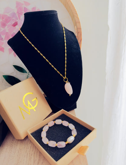 Rose Quartz - Natural Pearl Bracelet and Necklace Set