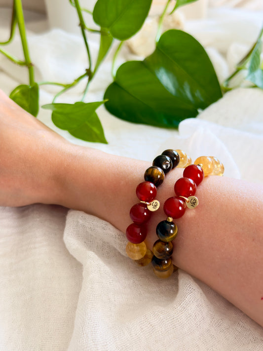 2 Designs of the Wealthy Bracelet