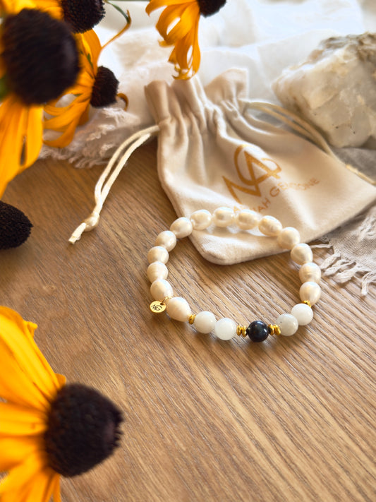 Natural Pearl - Moonstone - Natural Black Pearl Bracelet