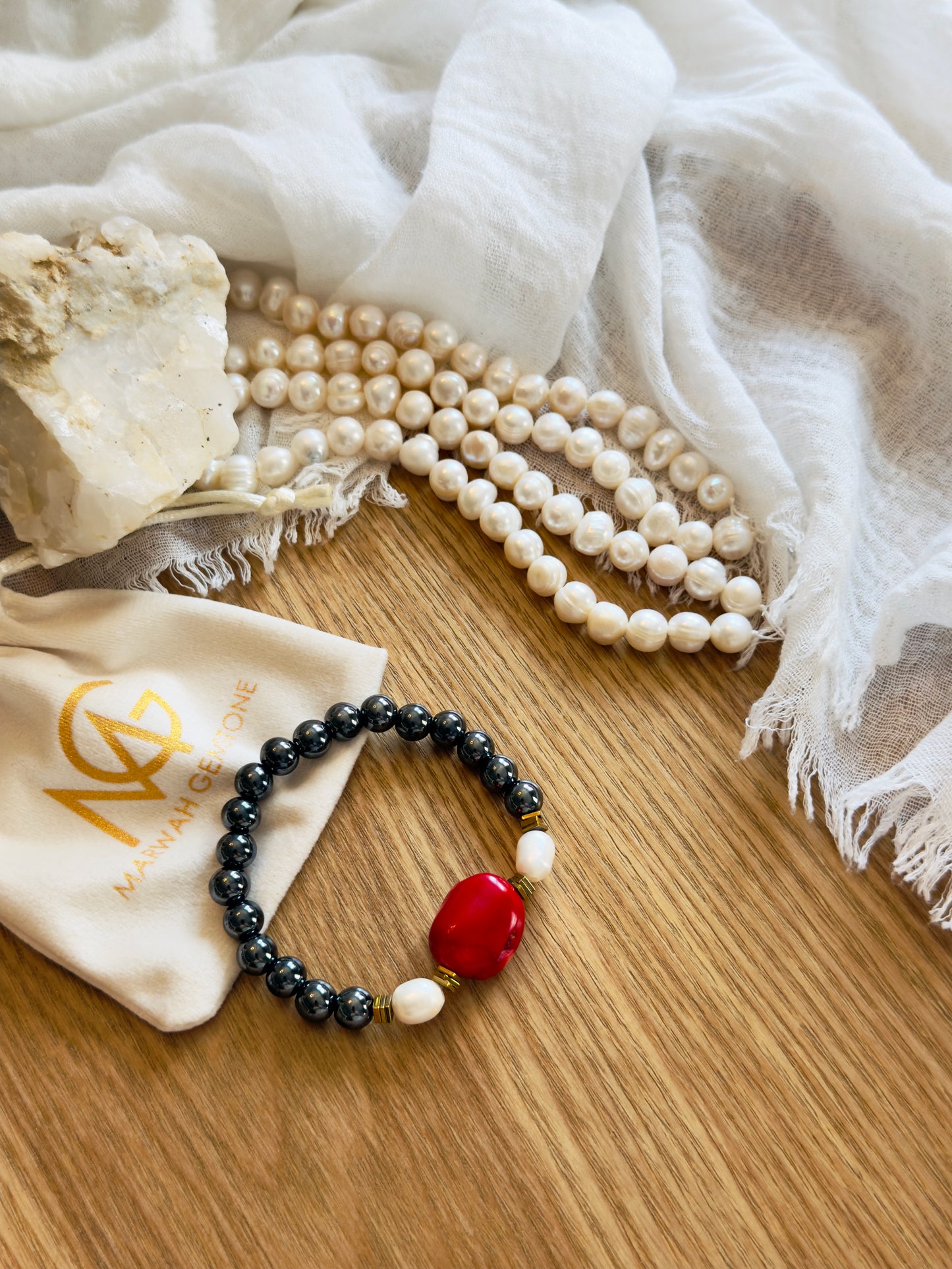 Hematite - Natural Pearl - Natural Coral Bracelet